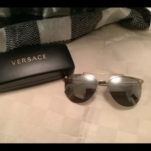 Versace Pale Gold/Light Grey Mirror Silver sunglasses